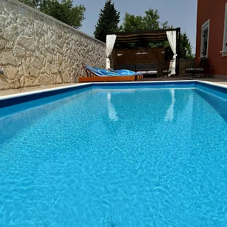 Villa Duplex With Private Swimming Pool Preko