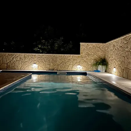 Duplex With Private Swimming Pool ヴィラ *