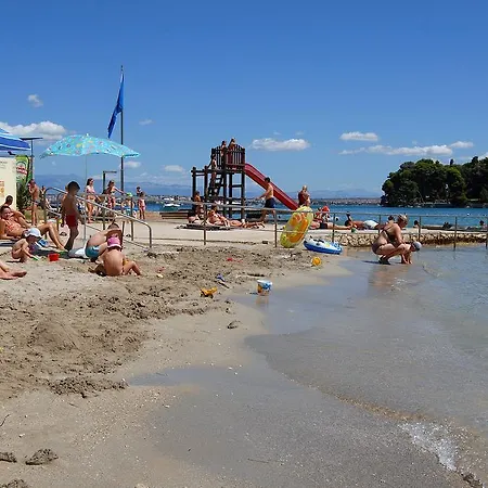 Duplex With Private Swimming Pool プレコ